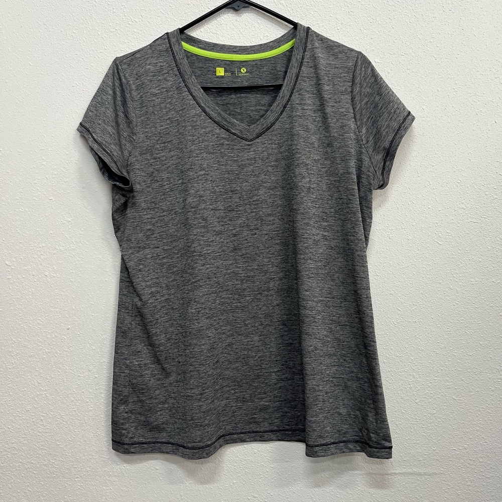 Xersion Charcoal V-Neck Short Sleeve Tee